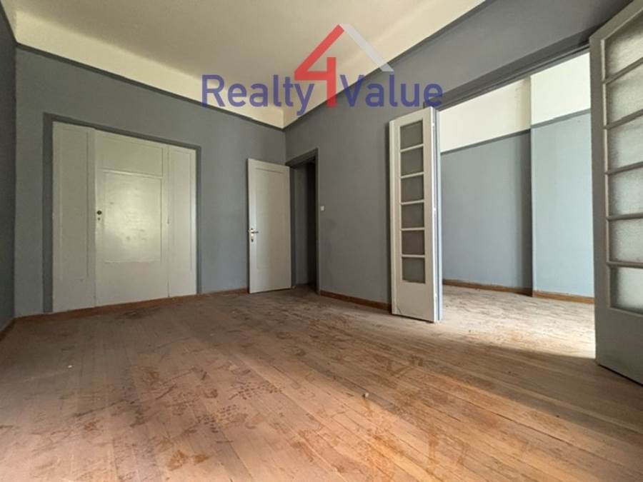 (For Sale) Residential Floor Apartment || Athens Center/Athens - 128 Sq.m, 350.000€ 
